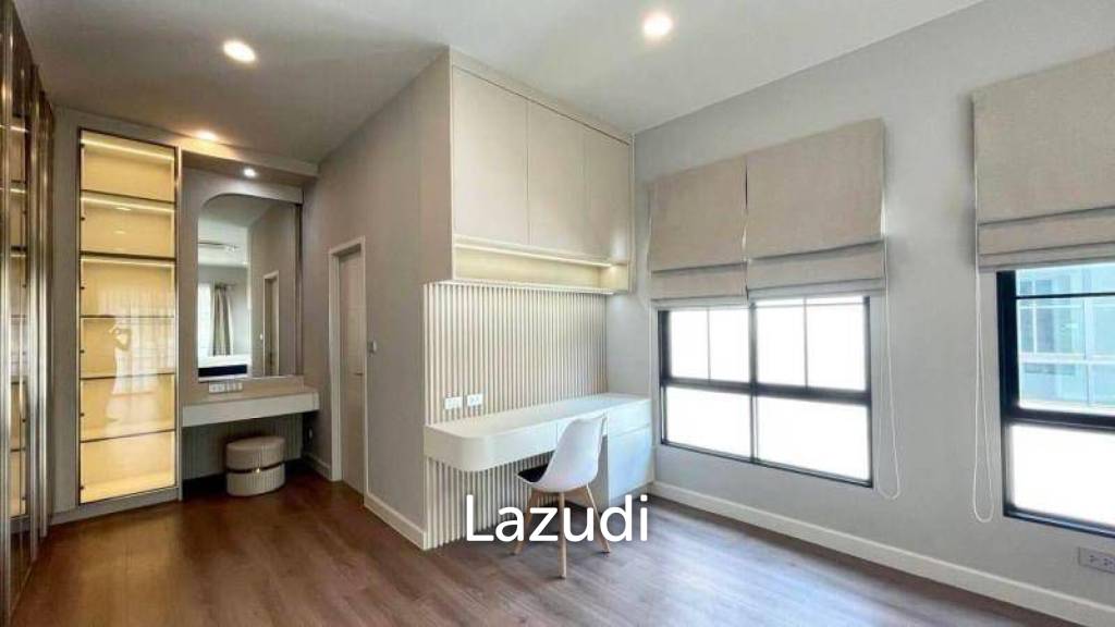 4 Beds 4 Bath 247 SQ.M Setthasiri Bangna-Suvarnabhumi