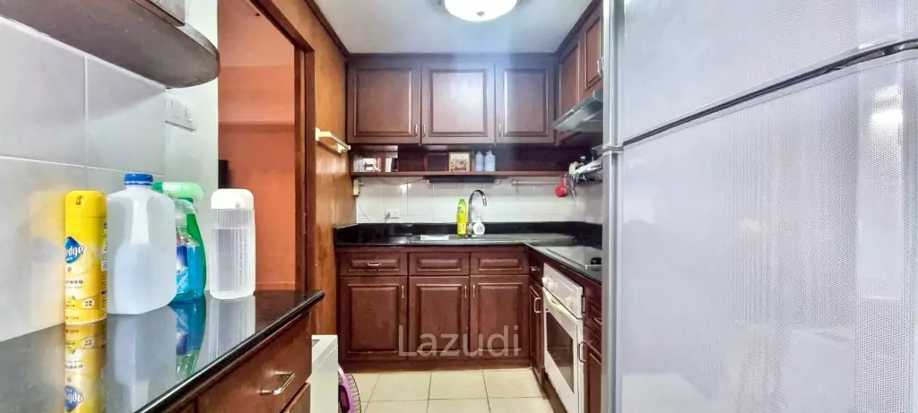 1 Bedroom 2 Bathrooms 54 SQ.M. Center Condotel