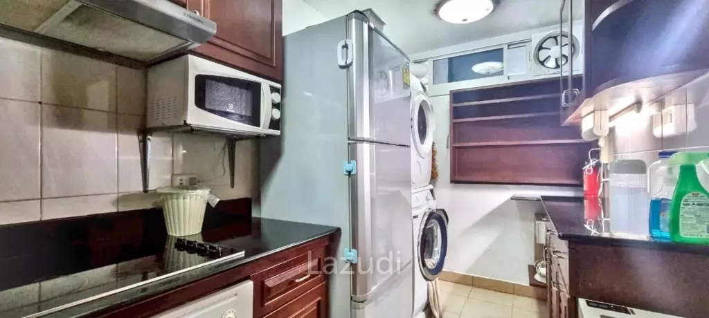 1 Bedroom 2 Bathrooms 54 SQ.M. Center Condotel