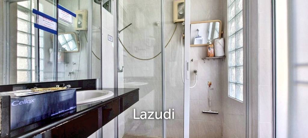 1 Bedroom 2 Bathrooms 54 SQ.M. Center Condotel