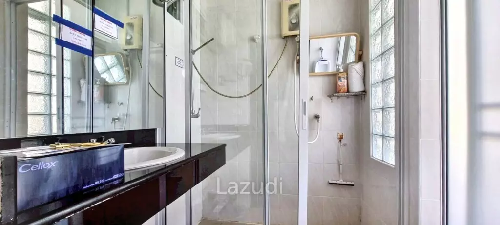 1 Bedroom 2 Bathrooms 54 SQ.M. Center Condotel