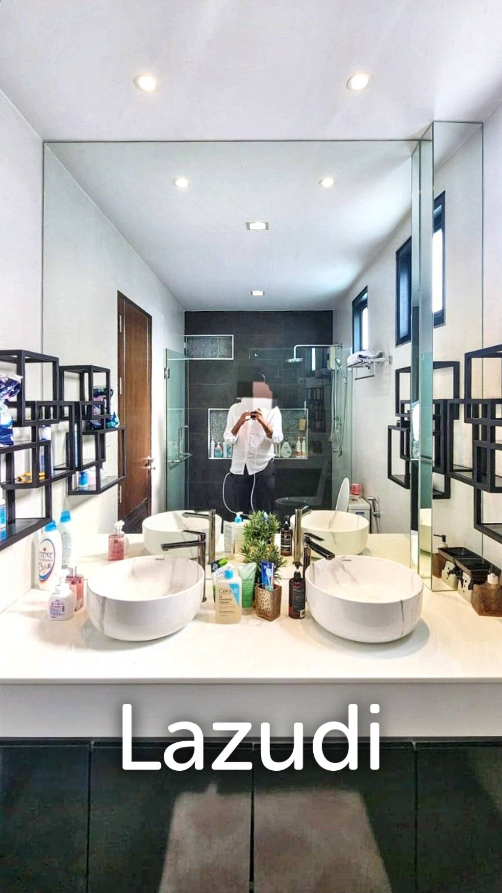 Family-Friendly Villa at Sukhumvit, Phrom Pong, Bangkok