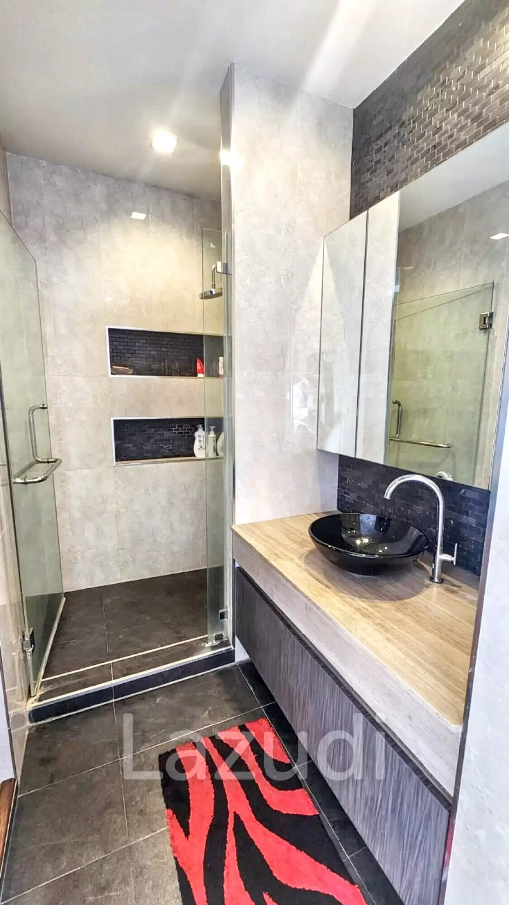Family-Friendly Villa at Sukhumvit, Phrom Pong, Bangkok