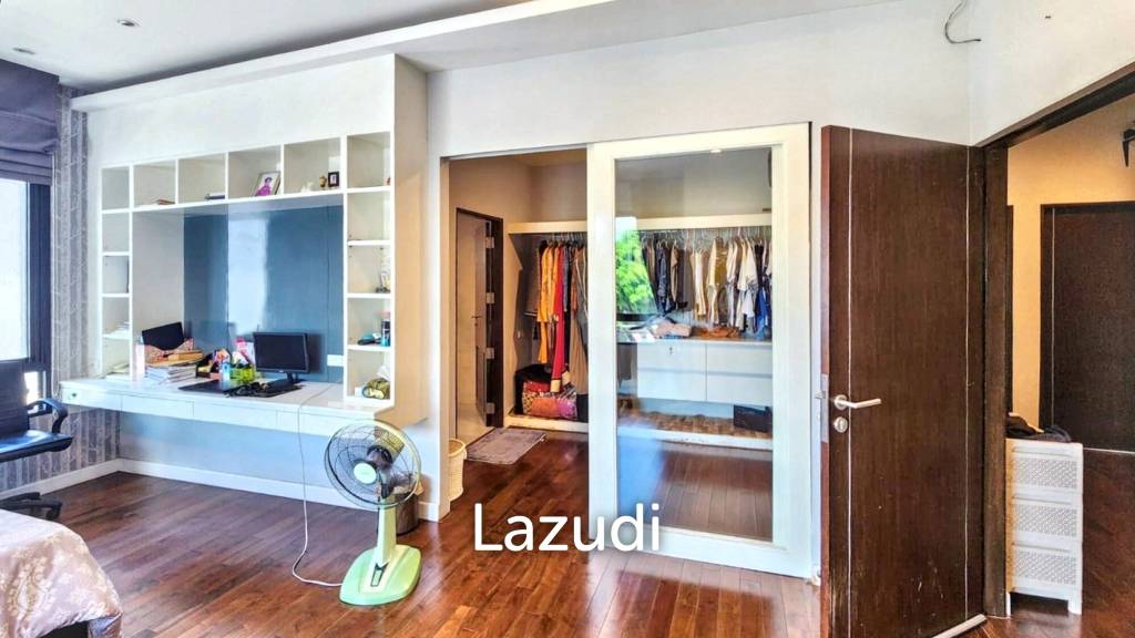 Family-Friendly Villa at Sukhumvit, Phrom Pong, Bangkok