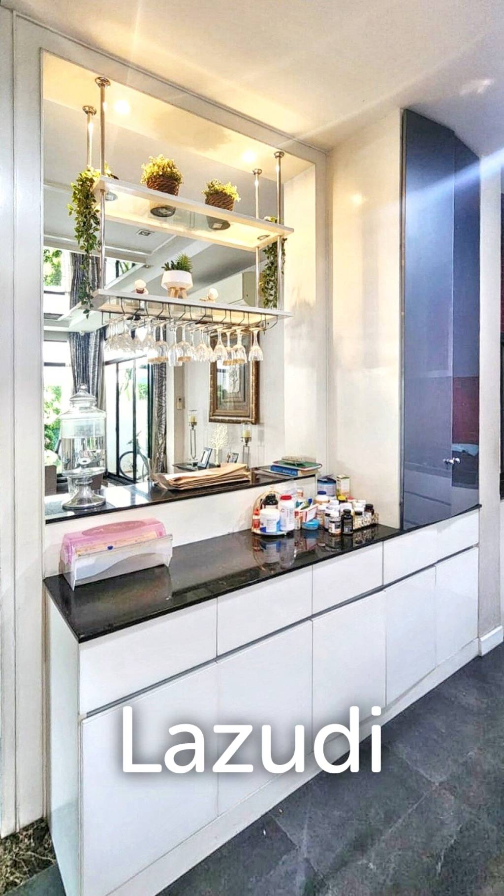 Family-Friendly Villa at Sukhumvit, Phrom Pong, Bangkok