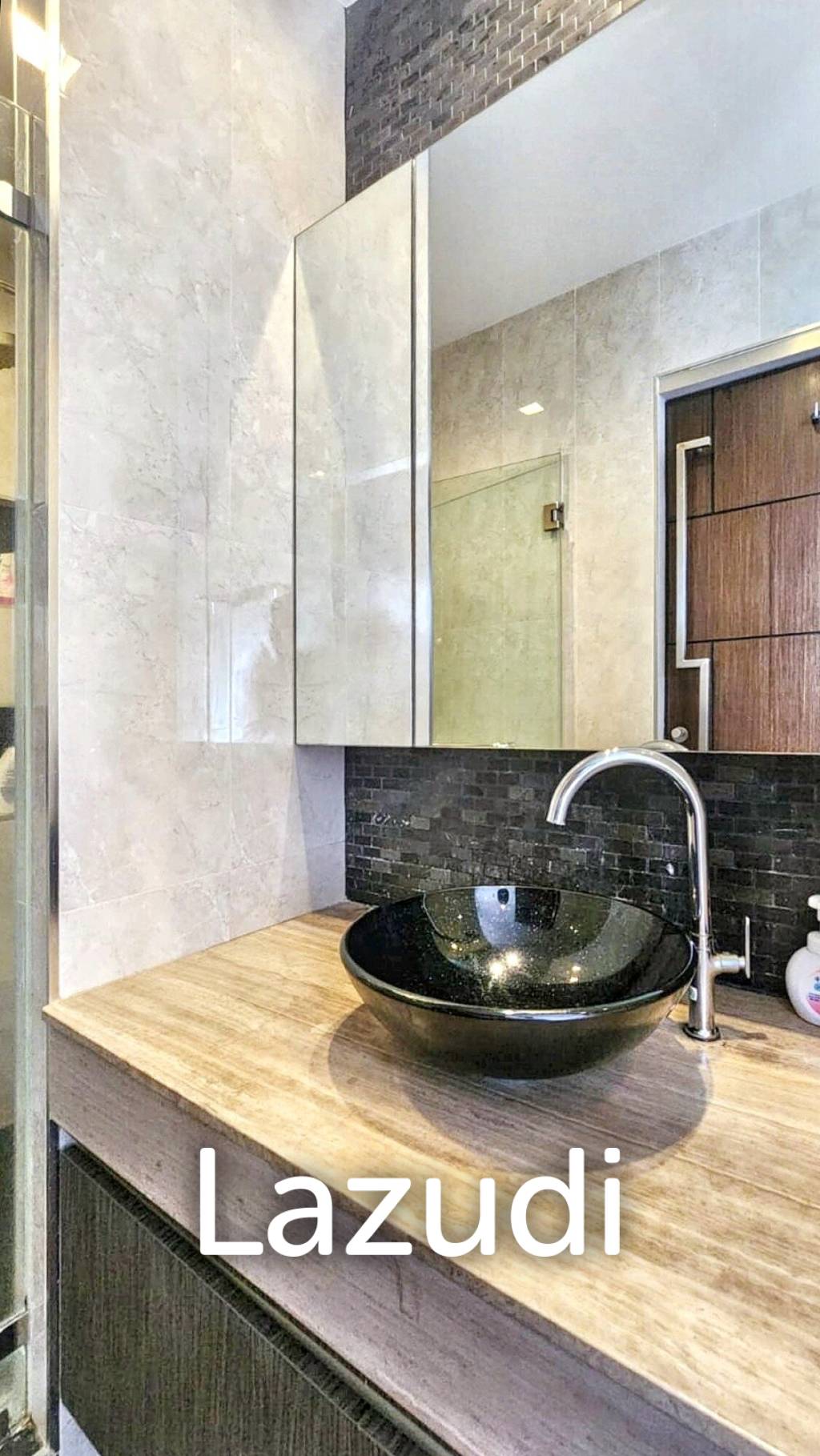 Family-Friendly Villa at Sukhumvit, Phrom Pong, Bangkok