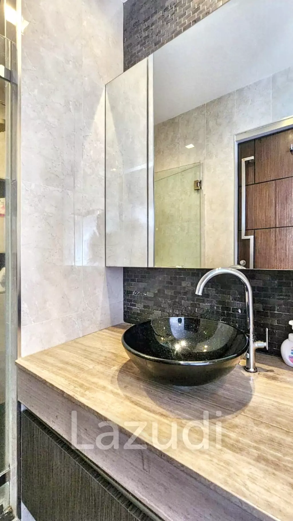 Family-Friendly Villa at Sukhumvit, Phrom Pong, Bangkok