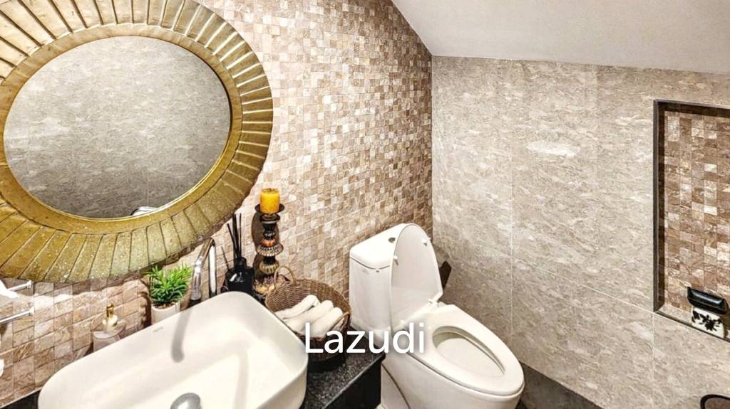 Family-Friendly Villa at Sukhumvit, Phrom Pong, Bangkok