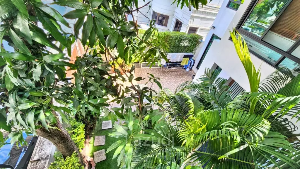 Family-Friendly Villa at Sukhumvit, Phrom Pong, Bangkok
