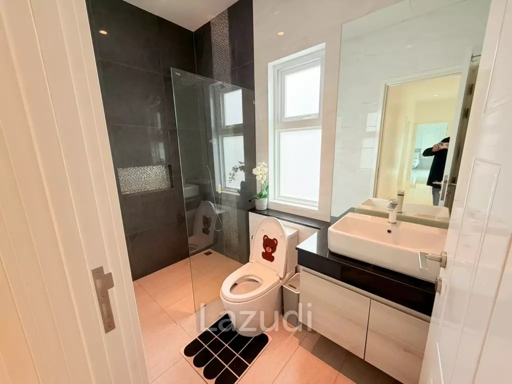 Spacious 3-Bedroom Pool Villa on 800 sqm Plot in Aria Hua Hin – Prime location