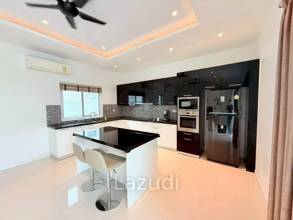 Spacious 3-Bedroom Pool Villa on 800 sqm Plot in Aria Hua Hin – Prime location