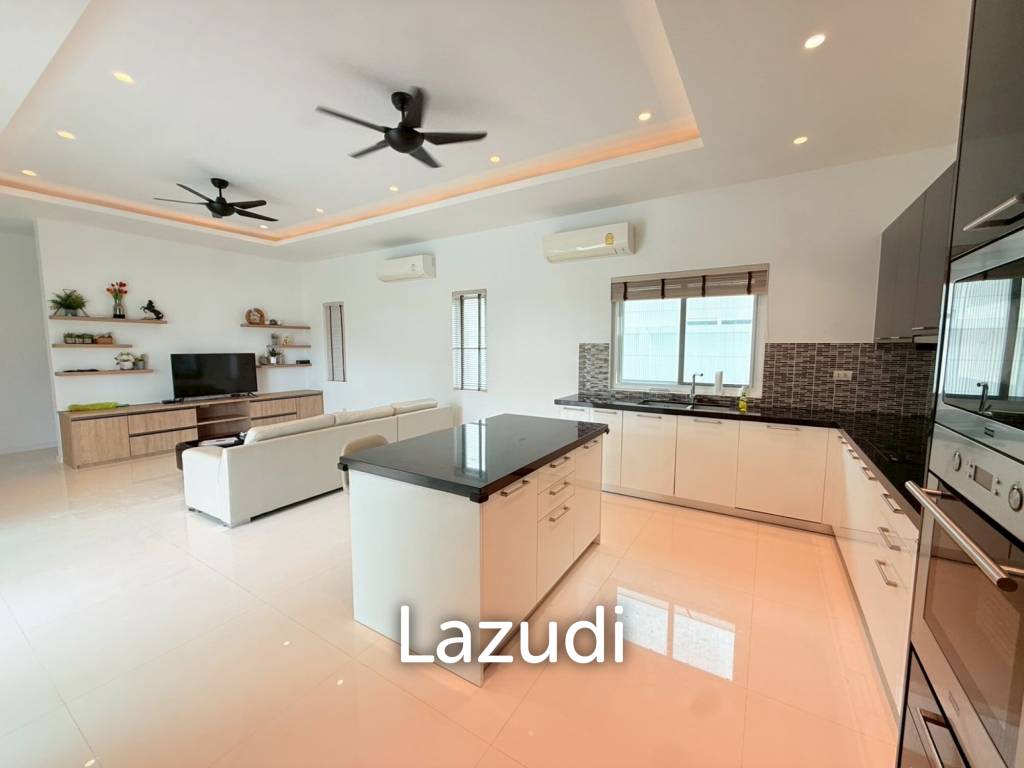 Spacious 3-Bedroom Pool Villa on 800 sqm Plot in Aria Hua Hin – Prime location
