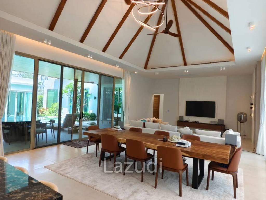 Stylish 4-Bedroom Tropical Pool Villa in Prime Bang Tao, Phuket