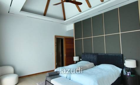 Stylish 4-Bedroom Tropical Pool Villa in Prime Bang Tao, Phuket