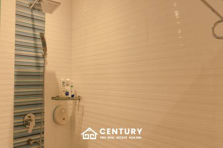 GROVE RESIDENCE HUA HIN : Luxurious 5-Bedroom Villa with quality furnished