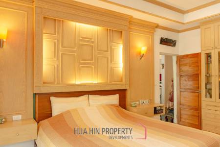 GROVE RESIDENCE HUA HIN : Luxurious 5-Bedroom Villa with quality furnished
