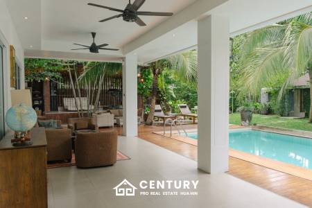 GROVE RESIDENCE HUA HIN : Luxurious 5-Bedroom Villa with quality furnished