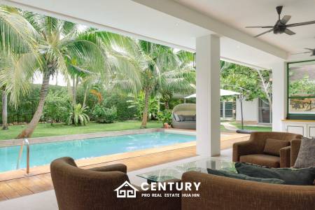 GROVE RESIDENCE HUA HIN : Luxurious 5-Bedroom Villa with quality furnished