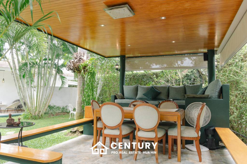 GROVE RESIDENCE HUA HIN : Luxurious 5-Bedroom Villa with quality furnished