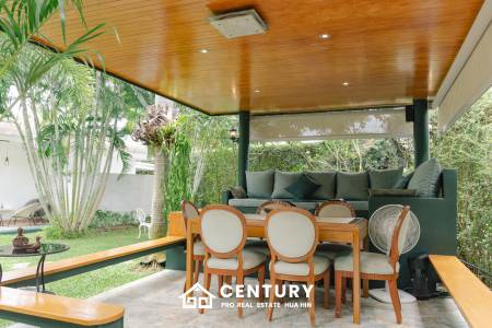 GROVE RESIDENCE HUA HIN : Luxurious 5-Bedroom Villa with quality furnished