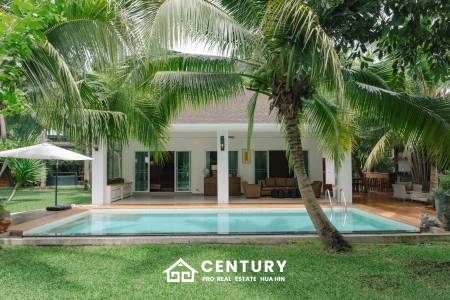GROVE RESIDENCE HUA HIN : Luxurious 5-Bedroom Villa with quality furnished