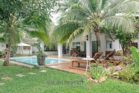 GROVE RESIDENCE HUA HIN : Luxurious 5-Bedroom Villa with quality furnished