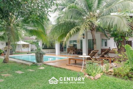 GROVE RESIDENCE HUA HIN : Luxurious 5-Bedroom Villa with quality furnished