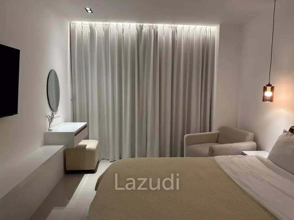 Spacious 1-Bedroom Condo For Sale In Muang Phuket