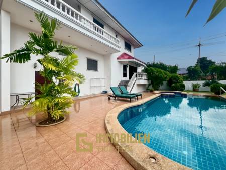 Cha Am: Eingeschossige 3 Schlafzimmer Pool Villa