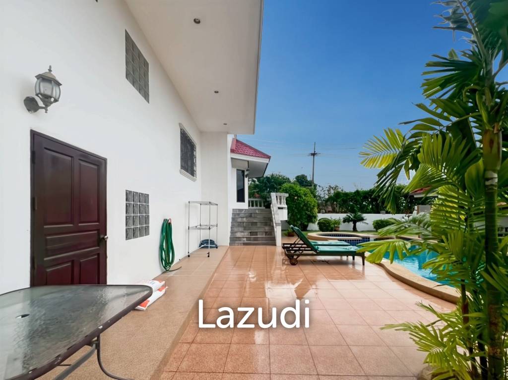 3-Bedroom Two-Storey Villa with Pool in Cha Am