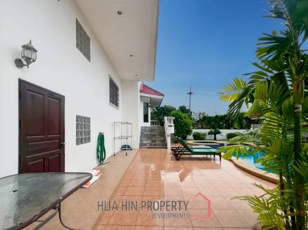 3-Bedroom Two-Storey Villa with Pool in Cha Am