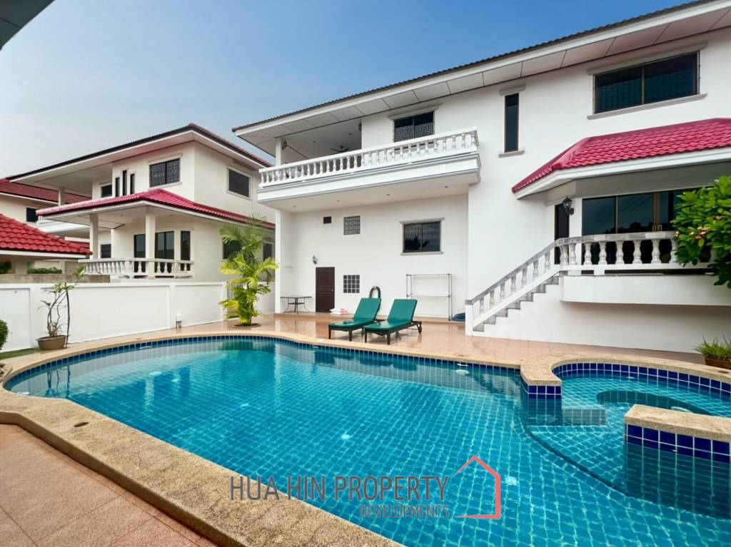 3-Bedroom Two-Storey Villa with Pool in Cha Am