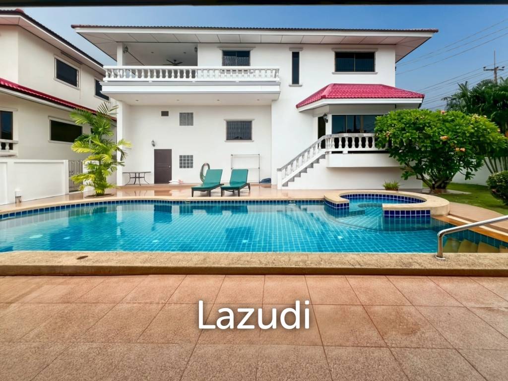 3-Bedroom Two-Storey Villa with Pool in Cha Am