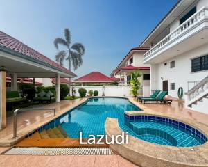 3-Bedroom Two-Storey Villa with Pool in Cha Am