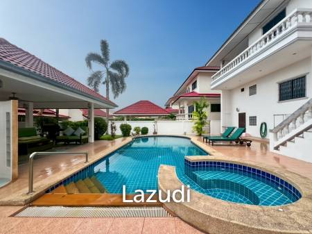 3-Bedroom Two-Storey Villa with Pool in Cha Am