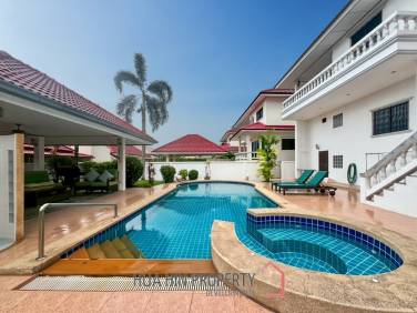 3-Bedroom Two-Storey Villa with Pool in Cha Am