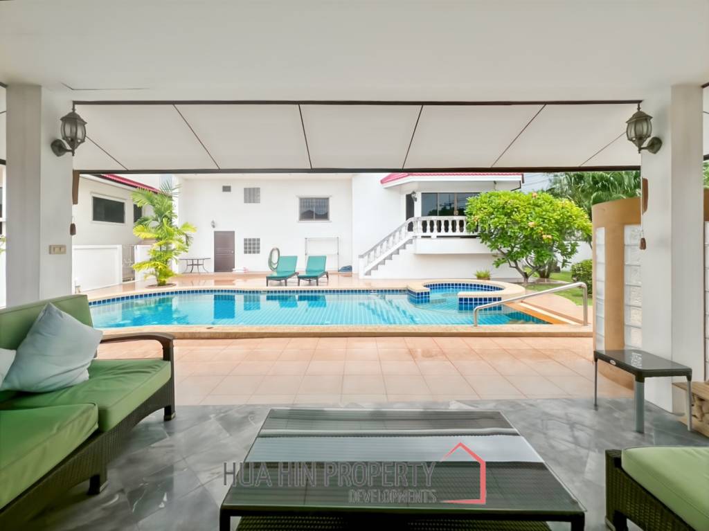 3-Bedroom Two-Storey Villa with Pool in Cha Am