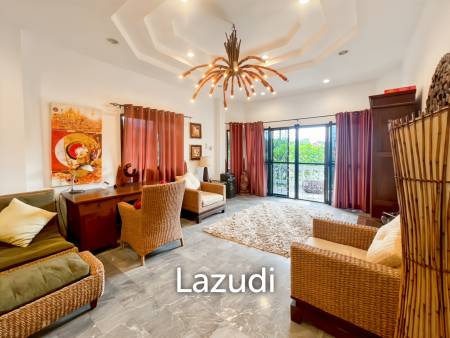 3-Bedroom Two-Storey Villa with Pool in Cha Am