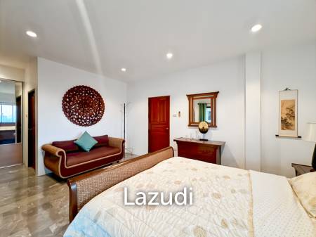 3-Bedroom Two-Storey Villa with Pool in Cha Am