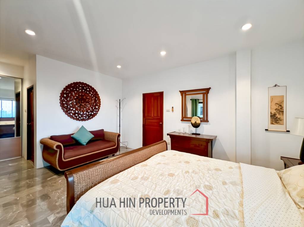 3-Bedroom Two-Storey Villa with Pool in Cha Am