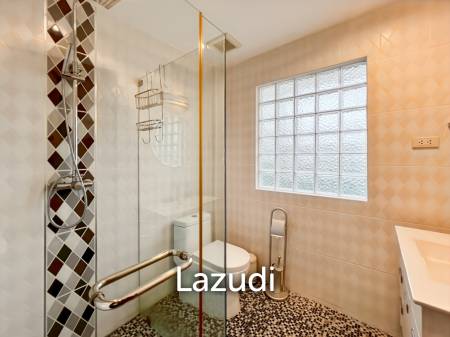 3-Bedroom Two-Storey Villa with Pool in Cha Am