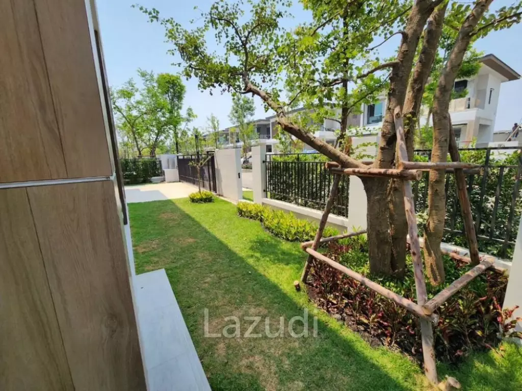 4 Bedroom 4 Bathroom 237 Sq.m Bangkok Boulevard Bangna KM.5