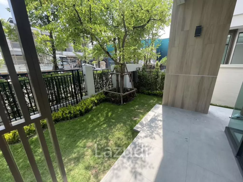 4 Bedroom 4 Bathroom 237 Sq.m Bangkok Boulevard Bangna KM.5