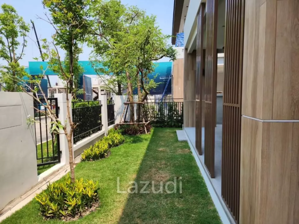 4 Bedroom 4 Bathroom 237 Sq.m Bangkok Boulevard Bangna KM.5