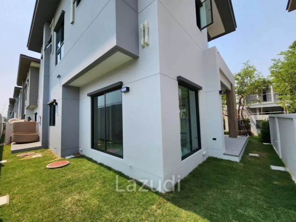 4 Bedroom 4 Bathroom 237 Sq.m Bangkok Boulevard Bangna KM.5