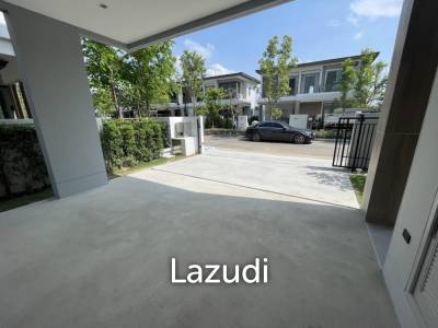 4 Bedroom 4 Bathroom 237 Sq.m Bangkok Boulevard Bangna KM.5