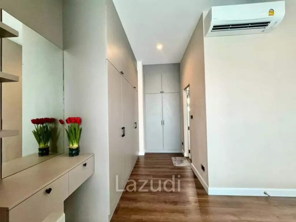 4 Bedroom 4 Bathroom 237 Sq.m Bangkok Boulevard Bangna KM.5
