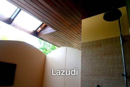 รีสอร์ทบูติกเขตร้อนสำหรับขายที่บ้านใต้ – เพชรเม็ดงามหายาก ห่างจากหาดพระอาทิตย์ตกเพียง 400 เมตร