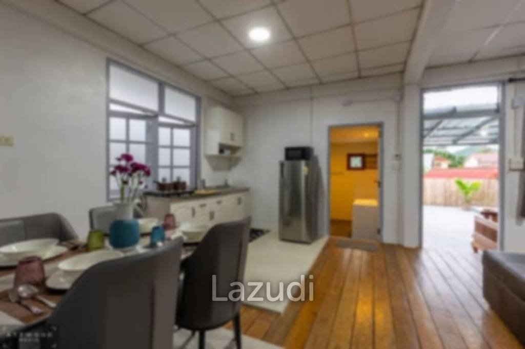 Turnkey Restaurant with Rooftop Apartment – Just 200m from Mae Nam Beach