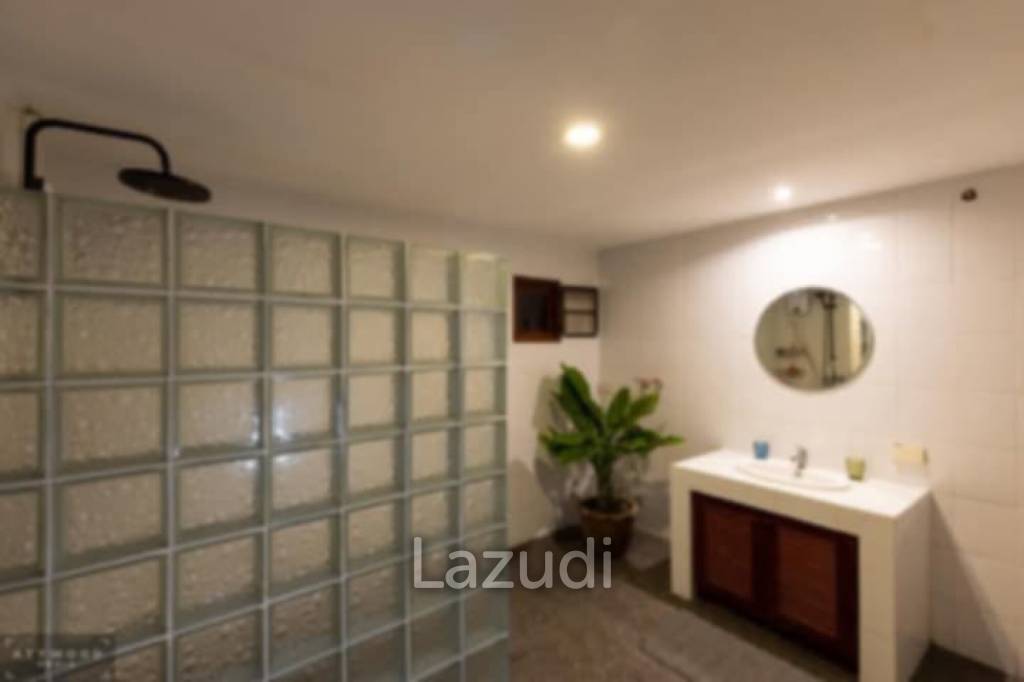 Turnkey Restaurant with Rooftop Apartment – Just 200m from Mae Nam Beach